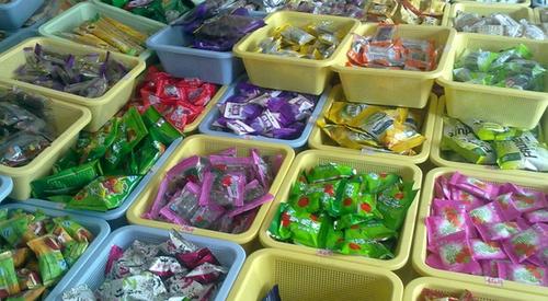 超市散裝食品“裸賣”靠譜嗎？——從便利到隱患的深思